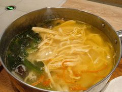 枸杞菌子土鸡汤粉-小满手工粉(北京富力广场店)