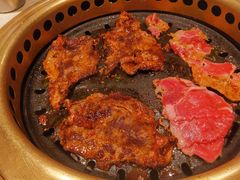 -蚂蚁洞·烤肉大营地(上海静安大悦城店)