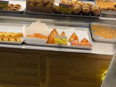 面包甜点陈列柜-鲍师傅糕点(观前街店)