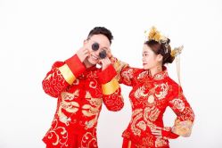点击看大图 -太郎花子婚纱摄影艺术中心