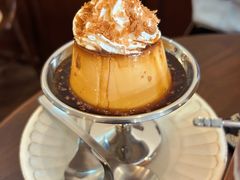 -Café Monson