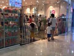 -名创优品(天津市河东万达广场店)