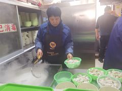 -周震馄饨