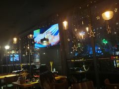 -何师烧烤·香辣蟹·川菜·30年老品牌(太古里旗舰店)