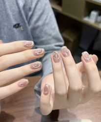 -U3美甲美睫沙龙