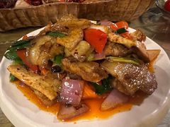 -隔壁老王·家常云南菜(花巷店)