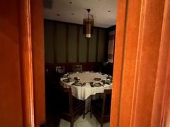 -八府香鸭·啫啫煲(华山路店)