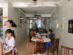 用餐区-翡翠老鸭店