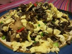 -香巴拉云南餐厅(华莱坞店)