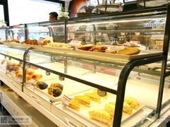 面包甜点陈列柜-恩朵烘焙坊(金街总店)