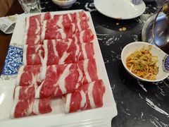 -楼外楼大刀肉传统火锅居(幸福街店)