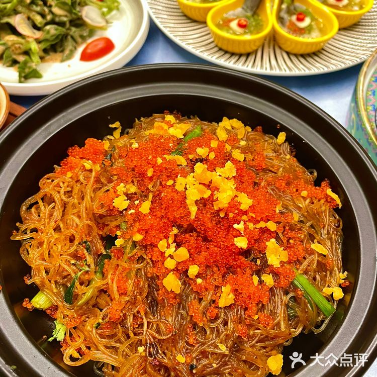 关于《宁波唯一想推荐的鱼子酱咸蛋黄粉丝煲》