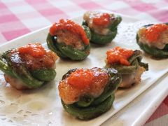 蟹黄墨鱼饼-龙桥私厨·姜花菊花过桥鱼·顺德菜(容桂店)