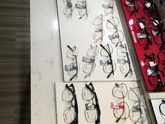 -瑞司视光眼镜·蔡司战略合作眼镜店(新街口店)