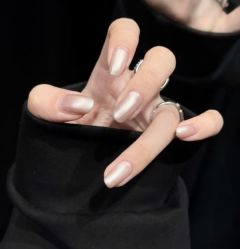 -UMl Nail 尤米美甲美睫半永久