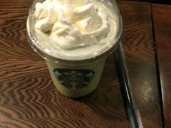 -星巴克(西藏路店)
