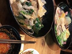 -万记麻辣烫国展总店