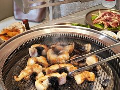 -围炉肉舍•炭烤活鳗•丹东海鲜烤肉(步行街店)