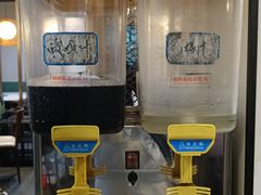 -德林酸菜鱼火锅(南丹店)