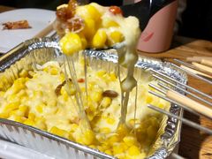 芝士玉米-三个大叔烤羊肉串·炭炉砂锅菜(西三旗店)