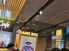 -麦当劳(中二横路店)