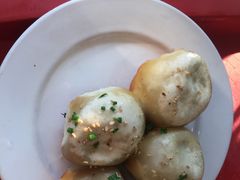 -老西白点心店
