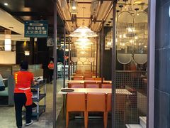 -阿瓦山寨·湘菜现炒·剁椒鱼头王(咸阳总店)