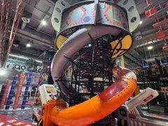 -嗨翻Hi-Fun竞技主题乐园·蹦床团建生日轰趴(荆川 国光1937店)