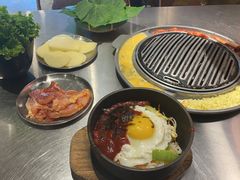 -猪掌柜韩国烤肉(六折店)