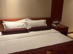 -兴芮温泉度假区