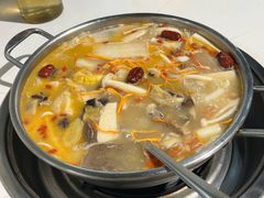 -川味记忆野菌牦牛肉汤锅(泸定店)