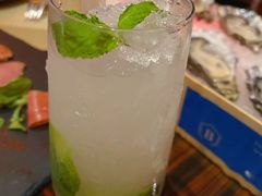 -YUE·6·西式融合餐厅(外滩六号店)