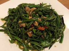 -山楂树融合菜餐厅