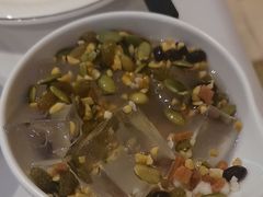 -天宜隆蘑菇宴火锅(石景山旗舰店)
