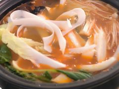 -撒拉人家.酸菜牦牛肉火锅