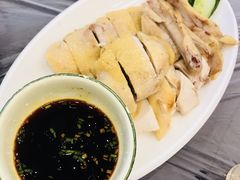 -侬佳蒸菜馆(听潮店)