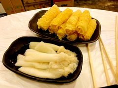 -鲜入围煮花胶鸡海鲜火锅