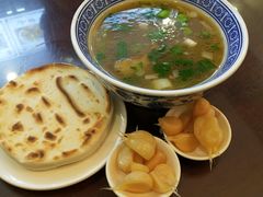 -老孙家泡馍(洒金桥店)