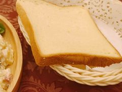 餐前面包-小白桦西餐厅