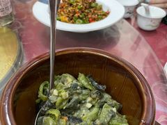 -湖南人家湘菜馆(镇江路店)