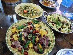 -聚八方土菜馆(余松路店)