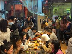 -爆炸头阿姨小四川正宗川味小吃(无任何分店)