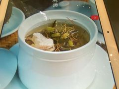 -凤阁楼果木烧鹅(鹤山陈山店)