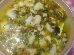 -阆辣荟餐饮(老味道8年·古城店)