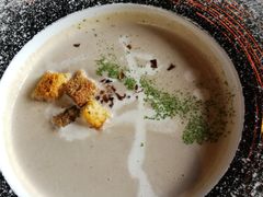 -YUE·6·西式融合餐厅(外滩六号店)