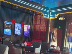 -屋有岛沉浸游戏旗舰店(中山公园店)