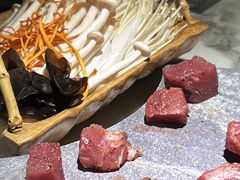 -无界釜·河豚鱼汤锅(红山动物园店)