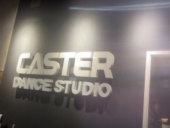 -CASTER跳舞俱乐部