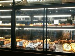 面包甜点陈列柜-红跑车(朝晖店)