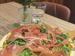 帕玛火腿双层芝士匹萨-榖屋house of flour(张江首店)